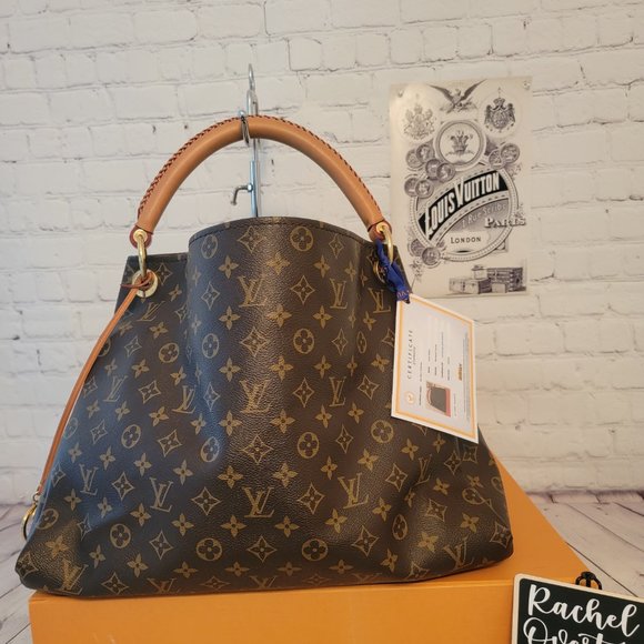 ❌❌ SOLD ❌❌ Louis Vuitton Artsy in Monogram - Picture 2 of 16